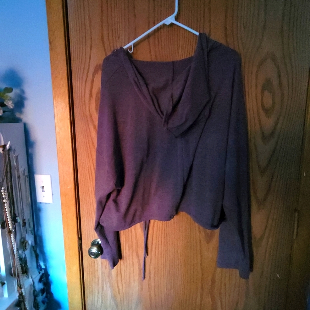 Cropped top